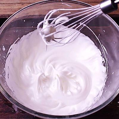 6寸生日蛋糕图片，超详细的6寸戚风蛋糕（十分钟搞定一道挑战一下6寸戚风蛋糕）