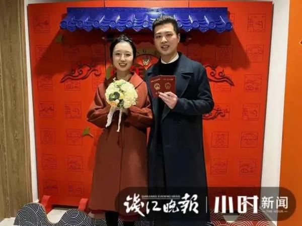 1202是什么意思，1202是什么意思爱情含义（婚姻登记处一大早坐满人）