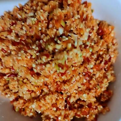 蒜泥制作方法，蒜蓉的制作方法（我家做自制蒜蓉辣椒酱️就用这个方法）