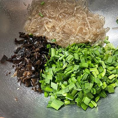 木耳饺子馅的做法，韭菜木耳猪肉饺子最正宗的做法（据说这个时候吃粉条木耳饺子）