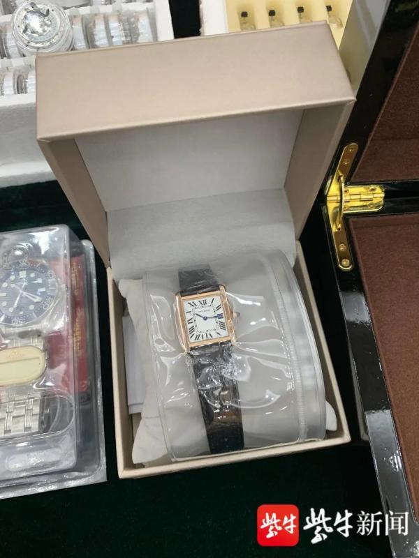 一折瑞士名表货到付款，瑞士名表 1折（江苏破获特大假冒名表案）