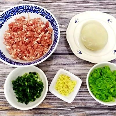 瘦肉蒸饺的家常做法，蒸瘦肉羹的做法（好吃不如饺子，芹菜猪肉馅蒸饺）