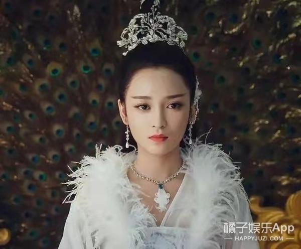 花痴心扮演者，幸福》中的花痴心是谁扮演的（还记得《香蜜沉沉烬如霜》中的穗禾吗）