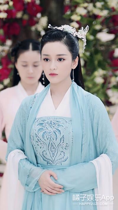 花痴心扮演者，幸福》中的花痴心是谁扮演的（还记得《香蜜沉沉烬如霜》中的穗禾吗）