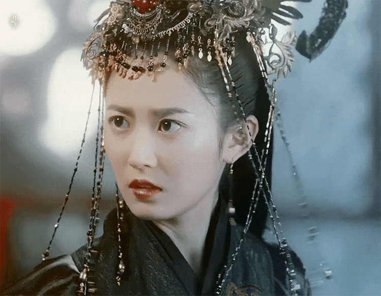 花痴心扮演者，幸福》中的花痴心是谁扮演的（还记得《香蜜沉沉烬如霜》中的穗禾吗）