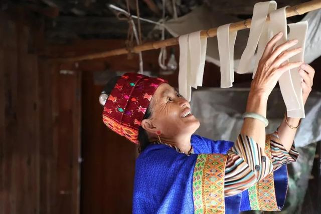 元江芦荟的特点元江芦荟引种，云南元江芦荟（元江这些凭实力出圈土特产邀你来带回家）