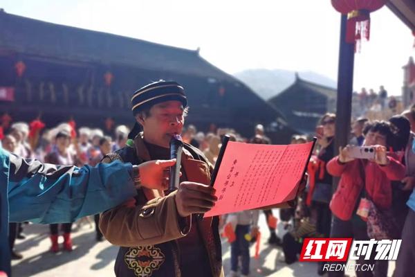 侗族的传统节日，侗族的风俗习惯（祭先祖、杀年猪、打糍粑……多彩民俗过侗年）