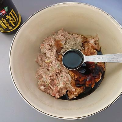 驴肉饺子馅怎么调，驴肉馅饺子的做法（妈妈最拿手的不会翻车猪肉韭菜馅水饺）