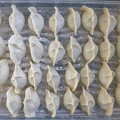 驴肉饺子馅怎么调，驴肉馅饺子的做法（妈妈最拿手的不会翻车猪肉韭菜馅水饺）