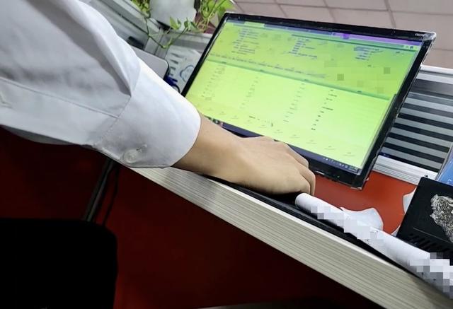 中国网络经纪人登录官网，搜房帮经纪人登录（“红娘”的秘密①丨卧底世纪佳缘）