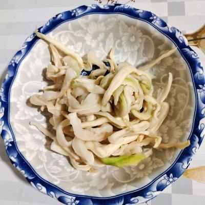 美食——麻辣条的做法，麻辣条做法大全集（这道麻辣萝卜干太销魂）