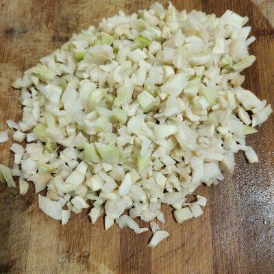 美食——麻辣条的做法，麻辣条做法大全集（这道麻辣萝卜干太销魂）