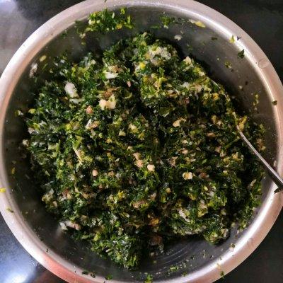 玉米糊饼如何做，玉米糊糊做饼（最详细的荠菜馅糊饼～的做法）