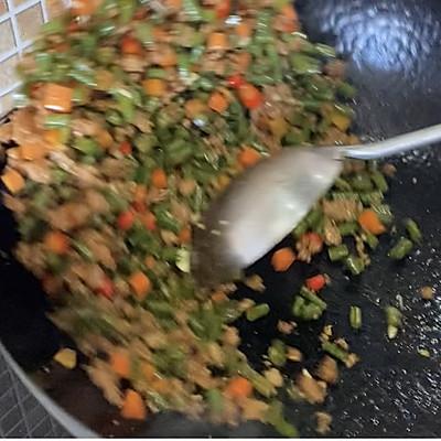 肉末豇豆的做法，肉末豇豆的家常做法（#东古家味美食#豇豆炒肉末）