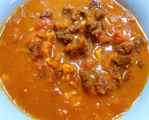西红柿牛腩的做法，西红柿牛腩煲的做法（让食客踏破门槛的的番茄牛腩做法）