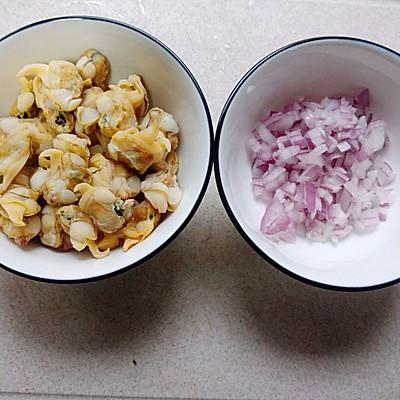 文蛤怎么做好吃，辣炒文蛤怎么做好吃（嗨吃部队锅#吕四特产文蛤饼）