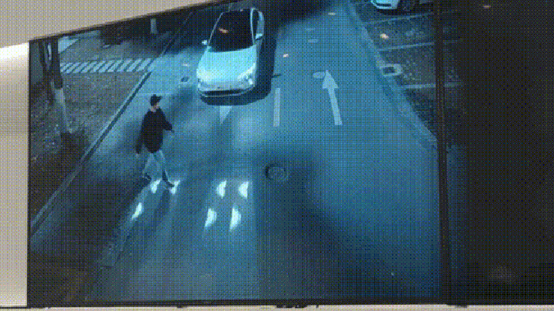 led跑马灯是什么意思，汽车跑马灯什么意思（大灯里养电子狗）