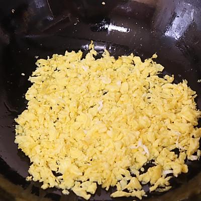 三鲜馅饺子怎么调馅，三鲜馅饺子的家常做法（鲜掉眉毛的三鲜馅儿饺子）