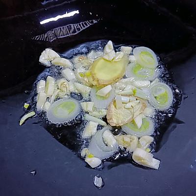 茼蒿怎么炒菜好吃又简单，茼蒿菜怎么炒好吃（#一学就会快手菜#蒜蓉茼蒿）