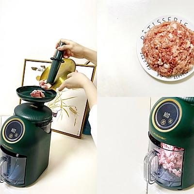 芹菜饺子馅的做法，大白菜馅饺子的做法（在家也能吃上原汁原味的手工饺子）