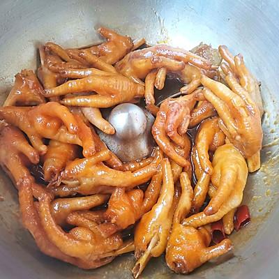 红烧鸡爪子的做法，红烧鸡爪子的做法步骤（#一学就会快手菜#红烧鸡爪）