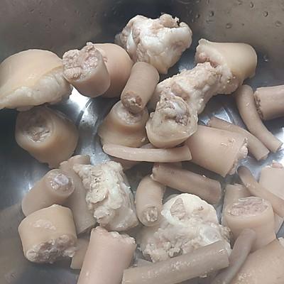 什么是猪尾菜,猪尾可以做什么菜(这样做红烧猪尾巴)