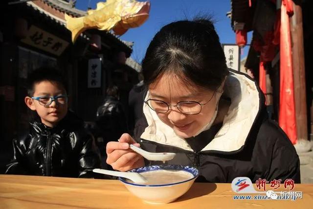 油茶是哪里的特产，广西桂林恭城油茶图片（忻州古城特色美食之——侯记油茶）