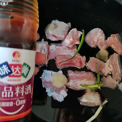 冬瓜排骨汤怎么做，冬瓜排骨汤怎么做减肥（一道能吃下三碗饭的神奇美食）