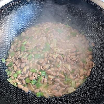 豆米怎么炒好吃，四季豆米怎么炒好吃（小白一看就会的宴客菜炒臭干酱豆子）