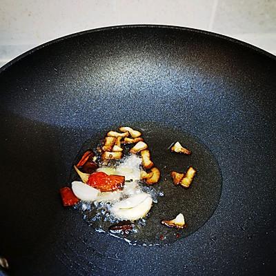 咸菜煮豆腐，干锅豆腐家常做法（你从来没吃过的雪菜老豆腐煲）