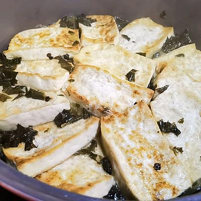 咸菜煮豆腐，干锅豆腐家常做法（你从来没吃过的雪菜老豆腐煲）