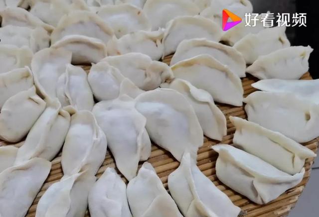 吃水饺的寓意，关于水饺的寓意（吃饺子是为了纪念谁）