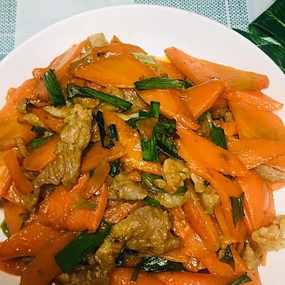 胡萝卜丝炒瘦肉的家常做法，瘦肉胡萝卜丝怎么炒（#一学就会快手菜#五花肉炒胡萝卜）