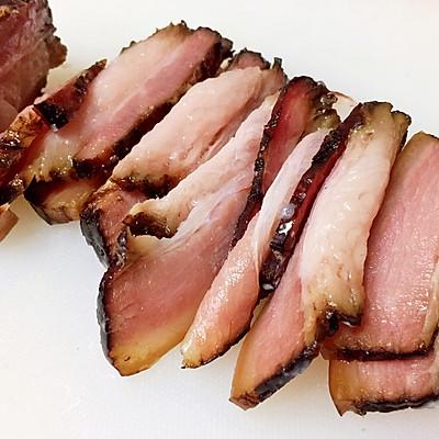 腊肉炒辣椒怎么做好吃，腊肉跟辣椒怎么炒（农家辣椒青蒜炒腊肉）