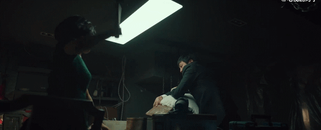 《对手》电视剧首播口碑怎样，对手电视剧评分（郭京飞新剧《对手》开播口碑爆棚）