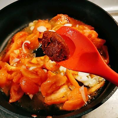 做花菜番茄色拉步骤，蔬菜沙拉做法（据说这个时候吃#东古家味美食#番茄花椰菜）