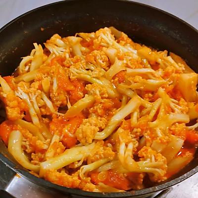 做花菜番茄色拉步骤，蔬菜沙拉做法（据说这个时候吃#东古家味美食#番茄花椰菜）