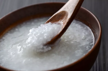 二两米饭有多少，2两生米蒸成米饭有几两（听浙大营养学教授详解）