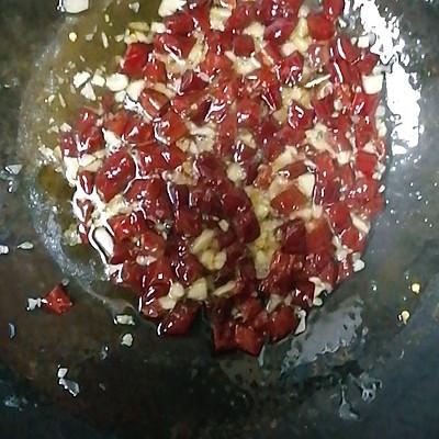 辣菜有哪些特色菜，一吃就上瘾的辣菜炒肉