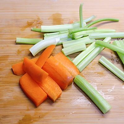 蒸烤箱烤羊排的方法步骤，#一学就会快手菜#家庭烤羊排