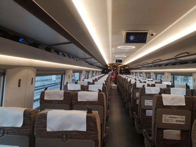 菏泽的高铁是什么时候开通的，菏泽到厦门1个多小时