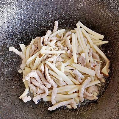 杏鲍菇怎么做好吃，杏鲍菇怎么做好吃法大全 视频（杏鲍菇这样炒，比排骨还要好吃）