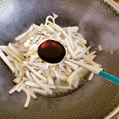 杏鲍菇怎么做好吃，杏鲍菇怎么做好吃法大全 视频（杏鲍菇这样炒，比排骨还要好吃）