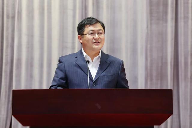 个人履职情况报告，个人履职尽责情况汇报（我是新委员丨卢春光）