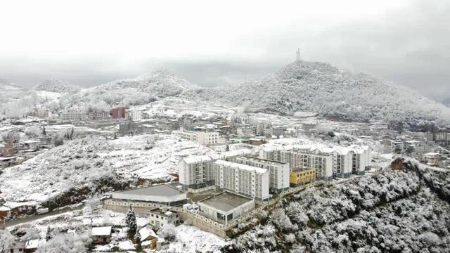 看一眼这15张美到窒息的雪景图片，雪景图片大全唯美高清（快来看看古蔺、叙永、合江等地的雪景）