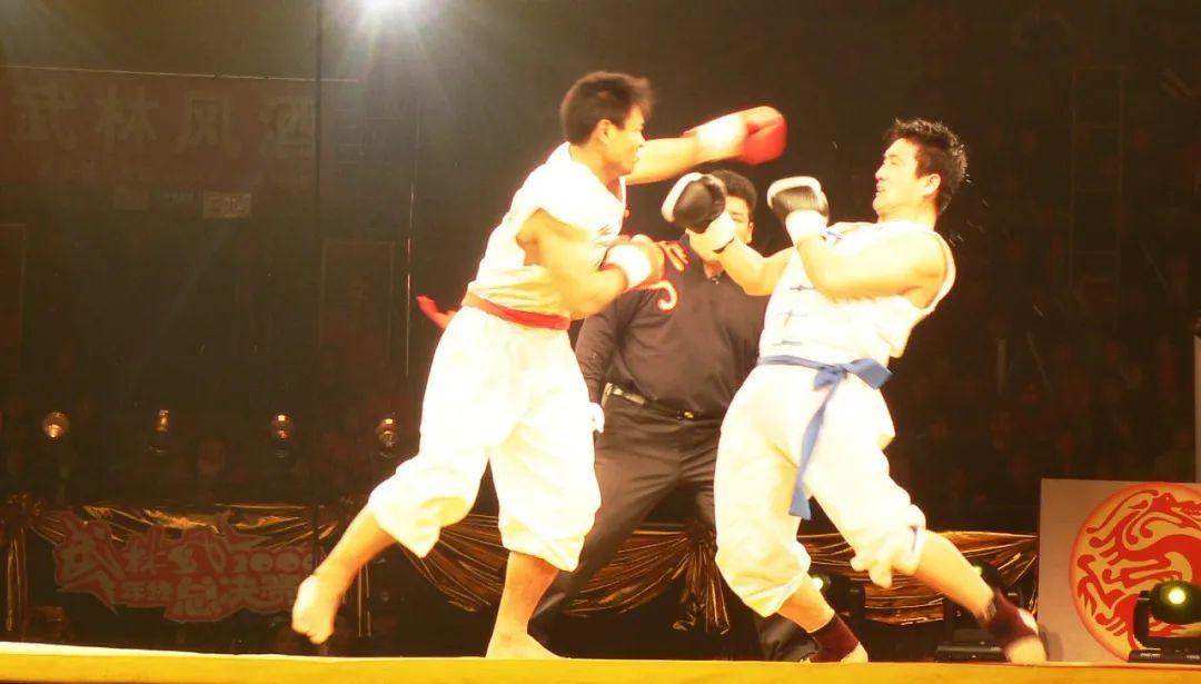 王洪祥35场比赛 武林风18年︱从草根拳王到中华英雄,王洪祥:人生幸遇武林风