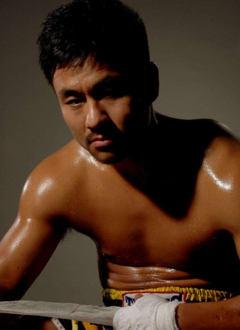 王洪祥35场比赛 武林风18年︱从草根拳王到中华英雄,王洪祥:人生幸遇武林风