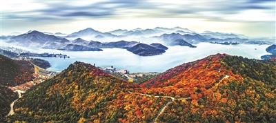 长城外面是故乡，长城谣歌词（摇啊摇，摇到金海唱《长城谣》）