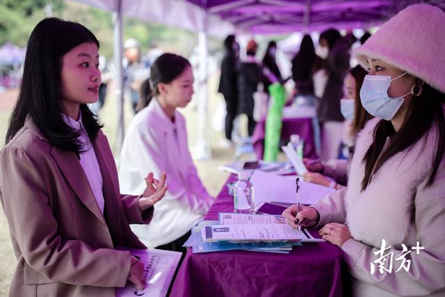 广东轻工职业学院，2021年广东轻工职业技术学院专业最低分和最低录取位次排名多少（这场省级招聘会走进广东轻工校园）