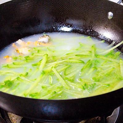 扇贝丁汤的做法，扇贝丁汤的做法大全（#东古家味美食#全贝萝卜丝汤）